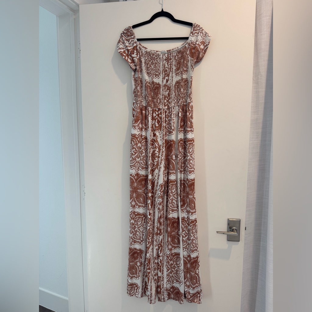 Chic Off-Shoulder Brown Patterned Maxi Dress